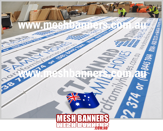Printed Family Homes construction fence temporary sign for outside on the boundary whilst building is underway. This is a great banner sign in mesh for building companies and family home builders in the area.