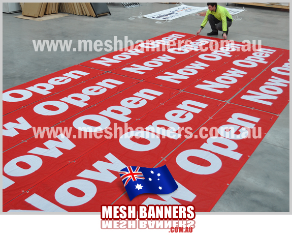 These now open banner signs are used for all types of shops and display home now open publicity. Includes metal rings so you can tie onto the fence with simple wires or plastic ties.